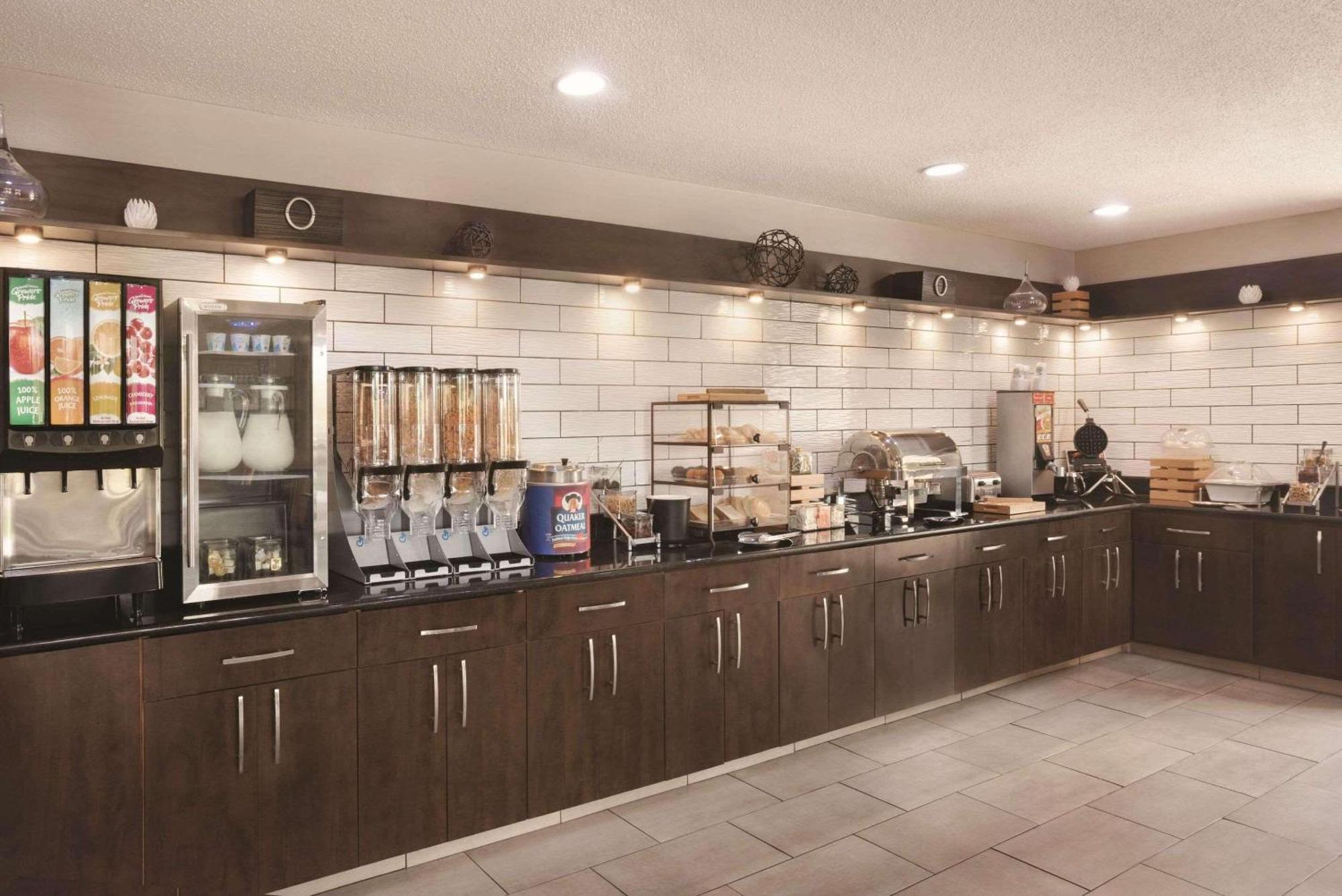 Country Inn & Suites By Radisson, Indianapolis East, In Bagian luar foto