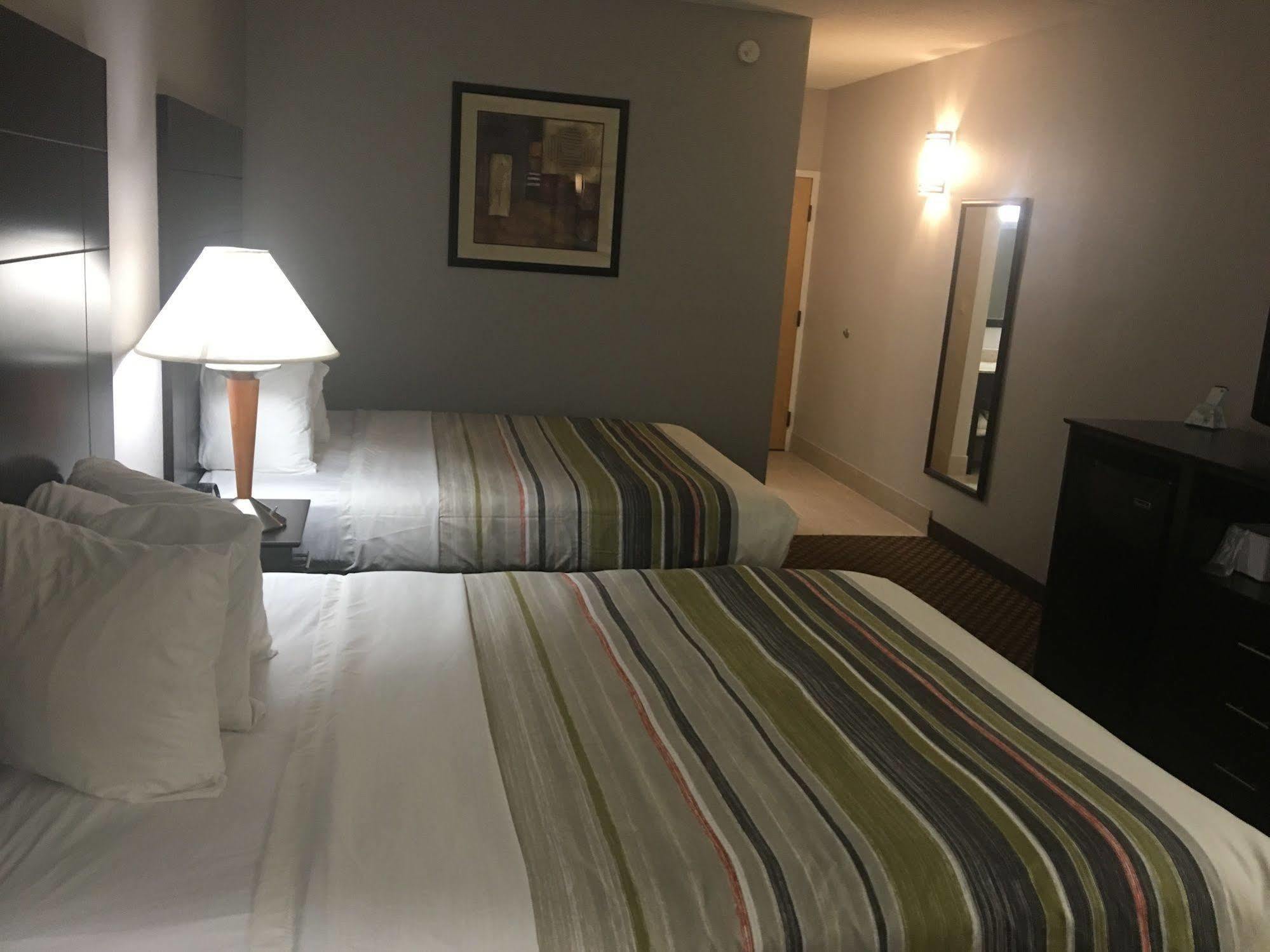 Country Inn & Suites By Radisson, Indianapolis East, In Bagian luar foto